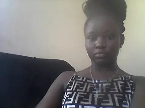 Snapshot of sweetcandy_22y chatting on February 7, 8:11 am sweetcandy 22y online show from February 7, 8:11 am