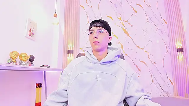 Nikolay Gregori online show from February 10, 3:32 am