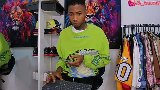 Pantera black 21 online show from November 5, 10:26 am