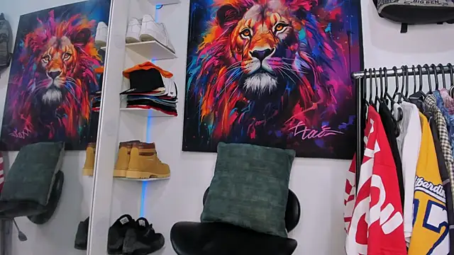 Snapshot of Pantera_black_21 chatting on February 6, 3:44 am Pantera black 21 online show from February 6, 3:44 am