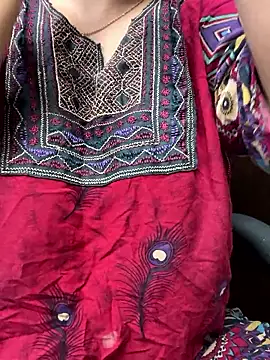 Snapshot of kalpanaaishaa chatting on April 19, 12:26 pm kalpanaaishaa online show from April 19, 12:26 pm