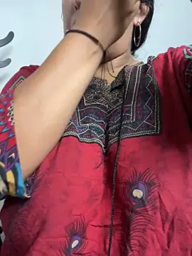 Snapshot of kalpanaaishaa chatting on April 29, 11:36 am kalpanaaishaa online show from April 29, 11:36 am