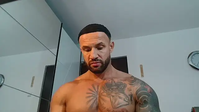 Magnificmuscles89 online show from June 2, 11:34 am