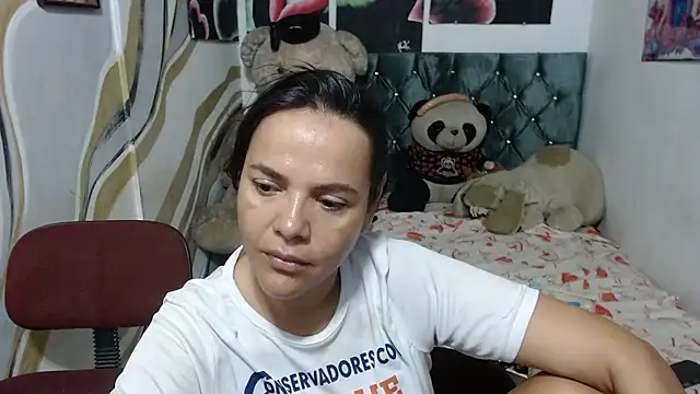 manzanahot9 online show from July 10, 9:56 am