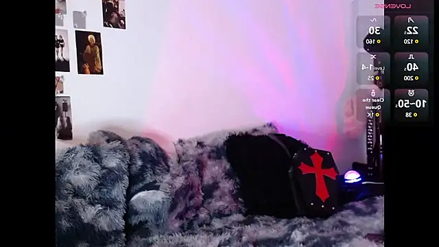 katt-mistique666 online show from March 7, 8:33 pm
