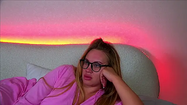 MariaNeumann online show from February 3, 12:58 am