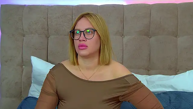 MariaNeumann online show from September 28, 6:46 pm