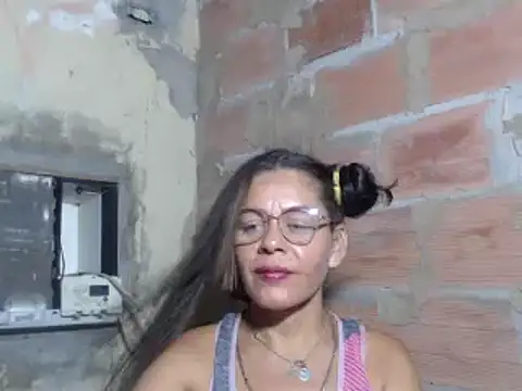 Horney-Blonde online show from January 15, 4:04 am