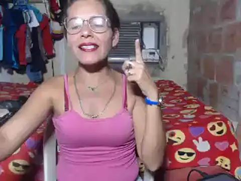 Horney-Blonde online show from January 18, 1:30 am