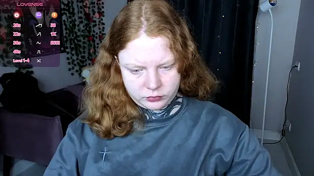 Cassie xKiss online show from April 4, 9:01 pm