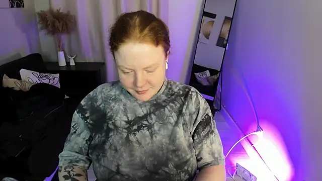 Cassie xKiss online show from April 14, 5:24 am