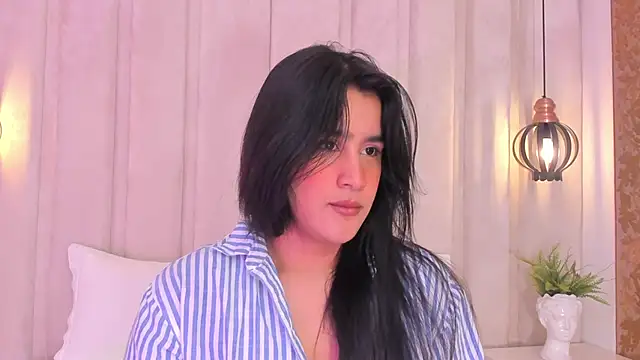 bonniekim  online show from February 25, 11:52 am