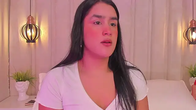 bonniekim  online show from March 8, 11:48 am