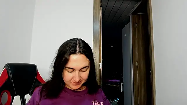 Sweet-Suck69 online show from February 4, 3:44 am