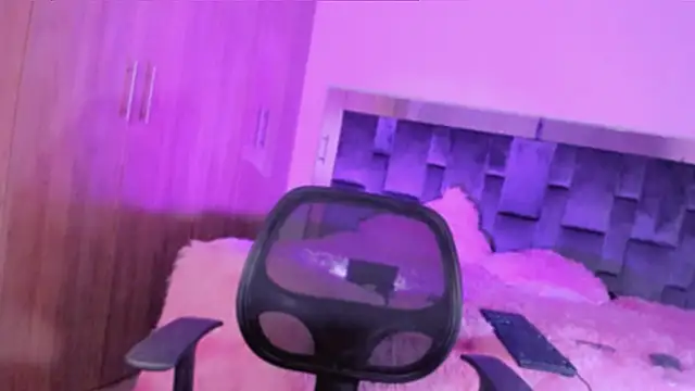 Vianca Chanel online show from January 27, 6:30 am