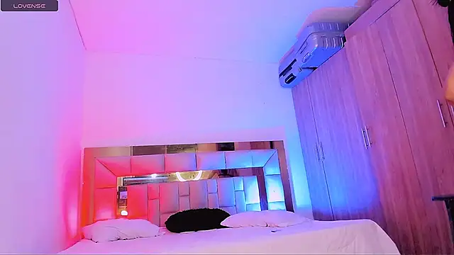 Vianca Chanel online show from March 10, 12:40 am