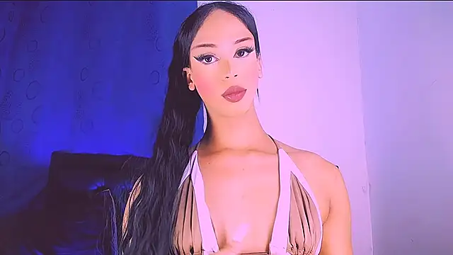 Vianca Chanel online show from September 12, 4:45 am