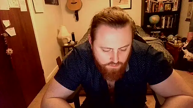 Hairy Guy30 online show from November 13, 11:58 pm