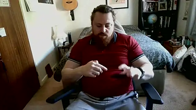 Snapshot of Hairy_Guy30 chatting on April 30, 4:46 pm Hairy Guy30 online show from April 30, 4:46 pm