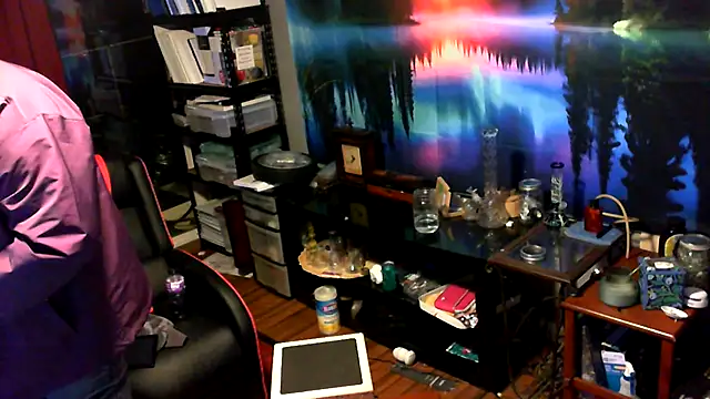 Snapshot of Mic_Oxinner chatting on March 16, 5:44 am Mic Oxinner online show from March 16, 5:44 am