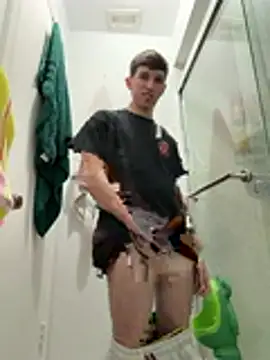 Snapshot of Jose_rz chatting on January 10, 1:07 am Jose rz online show from January 10, 1:07 am