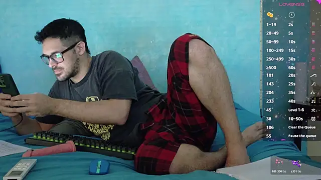 Snapshot of Morpheus-the-oniro chatting on June 9, 1:01 pm Morpheus-the-oniro online show from June 9, 1:01 pm