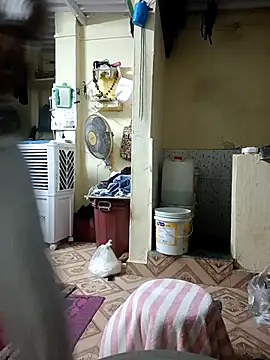 saggy1218 online show from November 11, 8:20 pm