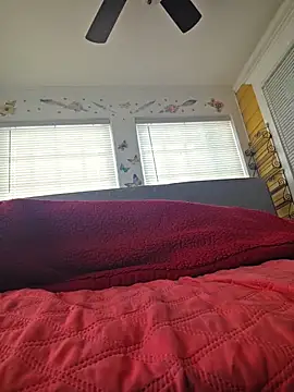 Snapshot of crisxxx69en4 chatting on February 12, 7:20 pm crisxxx69en4 online show from February 12, 7:20 pm