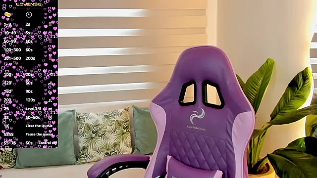 veronika naughty online show from February 23, 2:58 pm