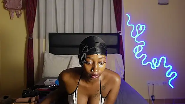  Watuluv  online show from November 27, 4:31 pm