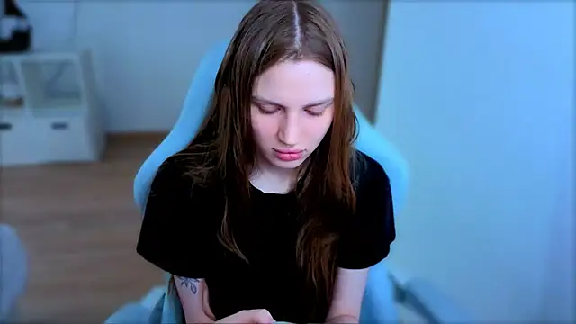 StellaLawless online show from April 5, 10:34 am