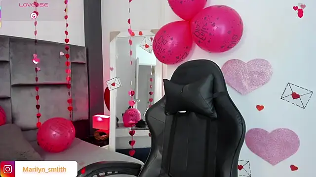 MarilynSmIith online show from February 17, 12:01 pm