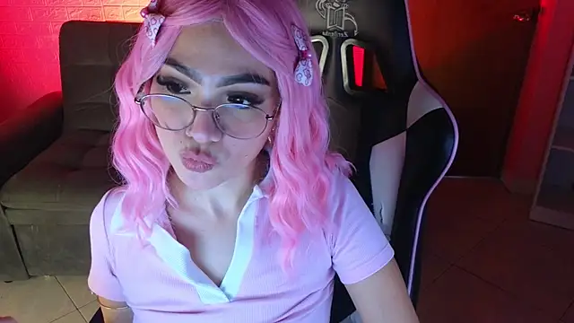 keity moon online show from May 20, 2:23 pm