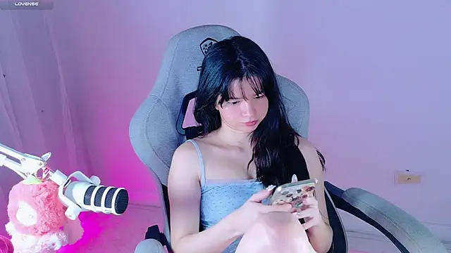 stephybrown online show from July 1, 8:08 pm