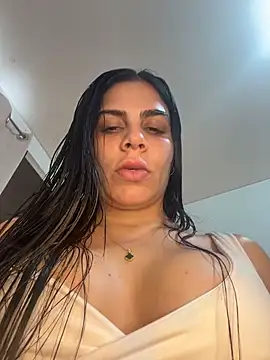 valecruz903 online show from January 16, 3:05 pm