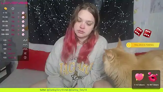 Snapshot of darling_tony chatting on December 18, 6:25 pm darling tony online show from December 18, 6:25 pm