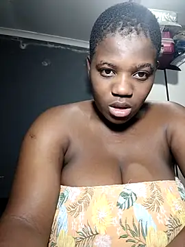 Bigchoccojugsxx online show from January 12, 9:42 pm