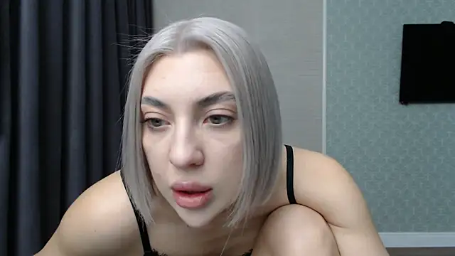 hot-sasha9 online show from February 4, 5:12 pm