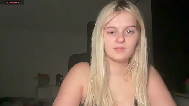 Snapshot of Allylove03 chatting on September 26, 6:34 pm Allylove03 online show from September 26, 6:34 pm