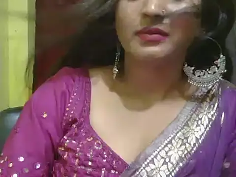 Model-Tanya online show from March 8, 11:05 am