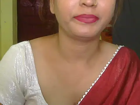 Model-Tanya online show from March 18, 8:47 am