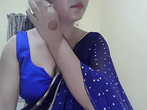 Snapshot of Model-Tanya chatting on March 26, 6:13 pm Model-Tanya online show from March 26, 6:13 pm