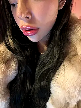 Snapshot of eva_elifee chatting on September 16, 12:33 am eva elifee online show from September 16, 12:33 am