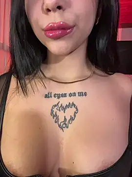 Snapshot of eva_elifee chatting on October 24, 3:14 am eva elifee online show from October 24, 3:14 am