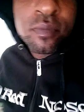 Snapshot of Beto0815 chatting on February 9, 5:28 pm Beto0815 online show from February 9, 5:28 pm