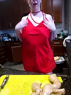 Snapshot of littlelustlamb chatting on October 9, 6:28 pm littlelustlamb online show from October 9, 6:28 pm