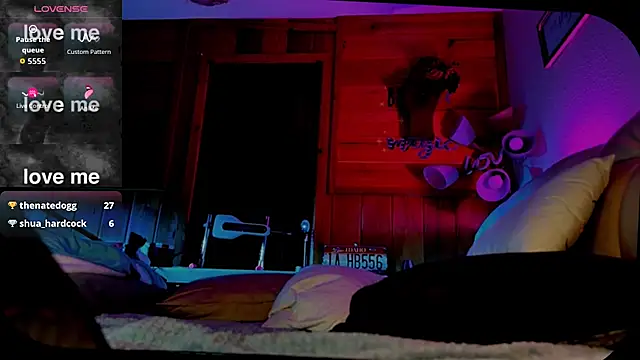 MonroeLoves online show from March 25, 6:52 am