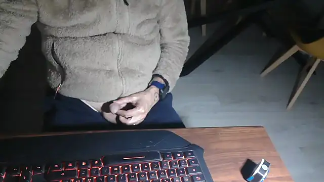 Adri gard online show from March 17, 9:18 pm