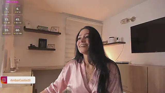 Snapshot of Amber-9 chatting on December 18, 2:32 am Amber-9 online show from December 18, 2:32 am