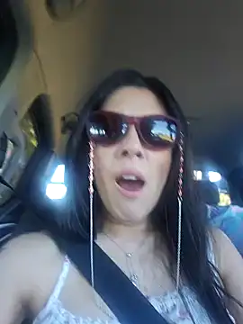 Snapshot of Reinacatchile chatting on February 1, 5:16 pm Reinacatchile online show from February 1, 5:16 pm